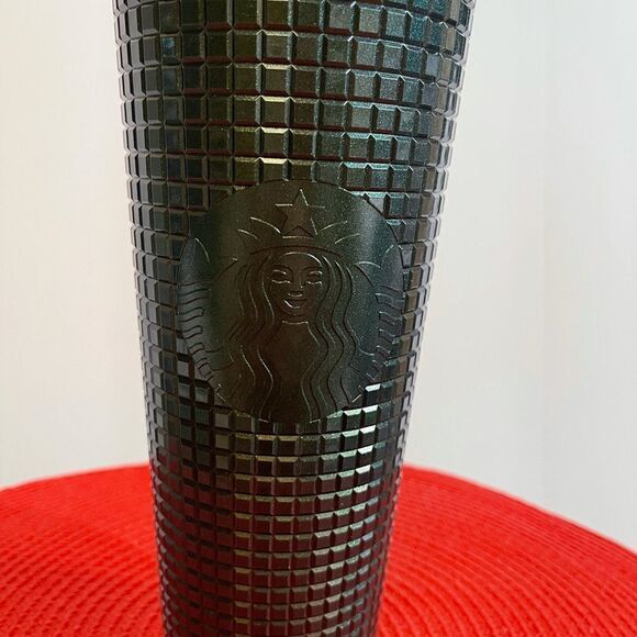 Starbucks Holiday Green Studded Tumbler Venti 24 oz NWT - Picture 2 of 4